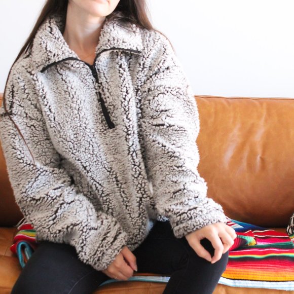 *Thread + Supply 3/4 Zip Grey Teddy Sweater - Picture 9 of 10